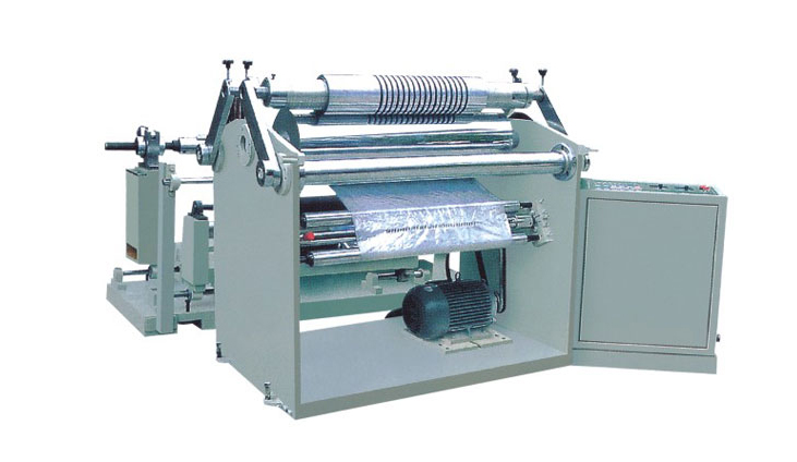 FQ600-1300B型表面卷取电脑自动分切机